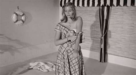 sybil shepard nude|Cybill Shepherd Nude Scenes From “The Last Picture Show